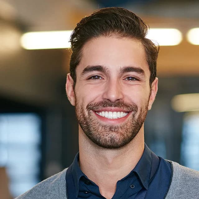 Portrait of Daniel Weber.